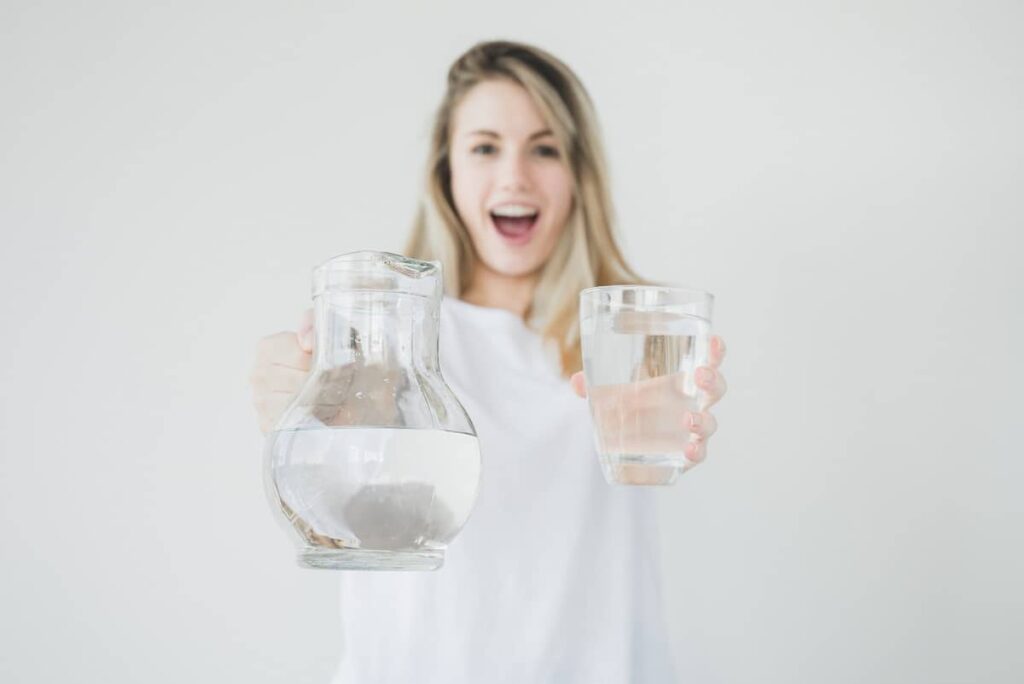 Errores Comunes al Hidratarte: Descubre cómo Evitarlos y Consejos para una Hidratación Óptima ¡Haz de tu Agua un Aliado Vital!