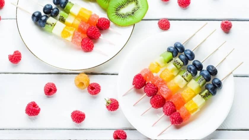 Brochetas de Frutas Tropicales